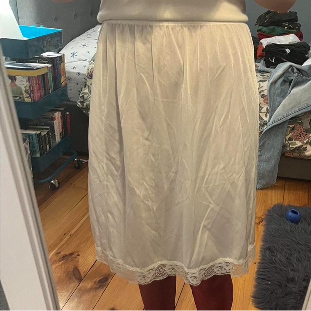 Elegant White Lace Trim Skirt
